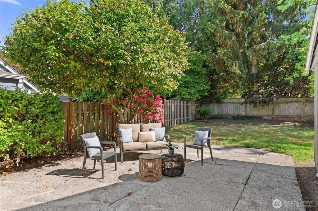 1241 N 172nd Street Shoreline WA 98133