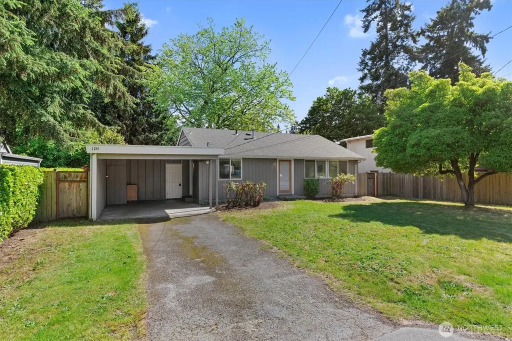 1241 N 172nd Street Shoreline WA 98133