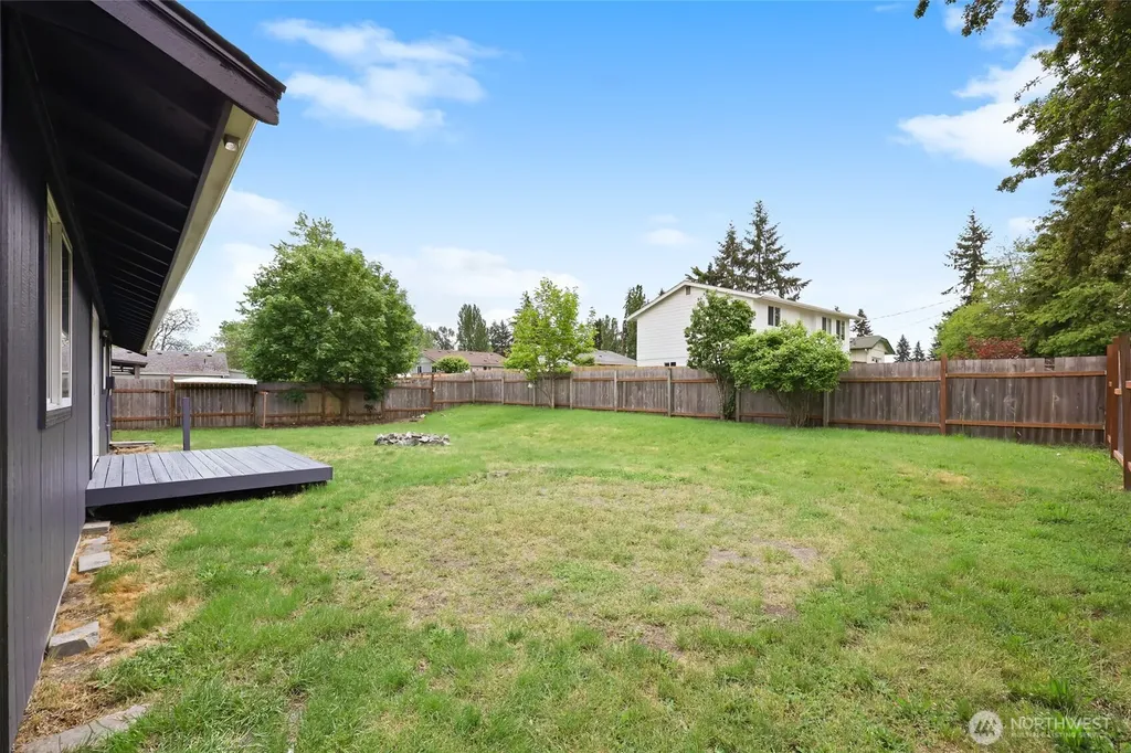 413 Mckenzie Avenue Yelm WA 98597