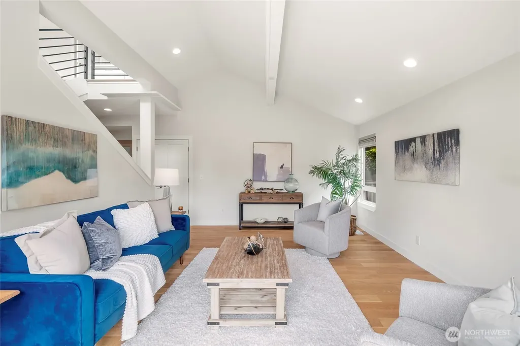 9226 25th Avenue NW Seattle WA 98117