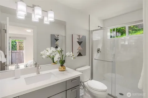 9226 25th Avenue NW Seattle WA 98117
