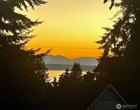 9226 25th Avenue NW Seattle WA 98117