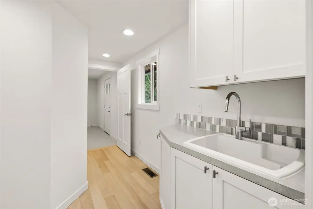 20323 81st Avenue W Edmonds WA 98026