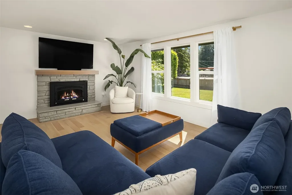 20323 81st Avenue W Edmonds WA 98026