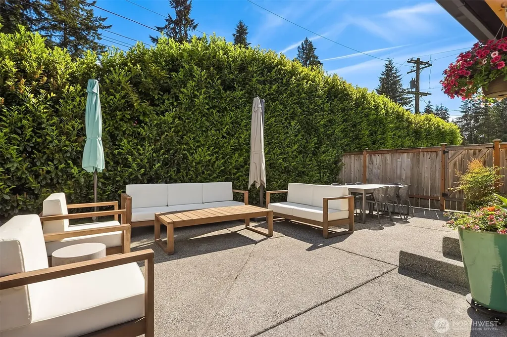 20323 81st Avenue W Edmonds WA 98026