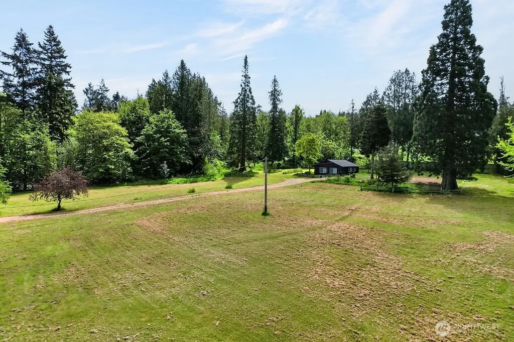 1718 S 3rd Avenue Sequim WA 98382