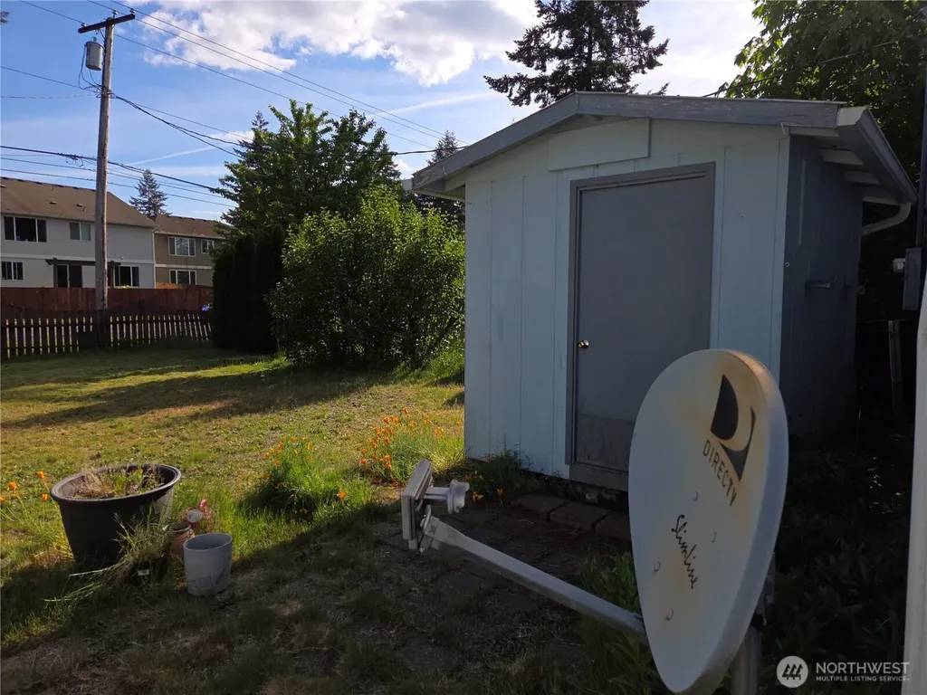 3244 66th Avenue SW Tumwater WA 98512