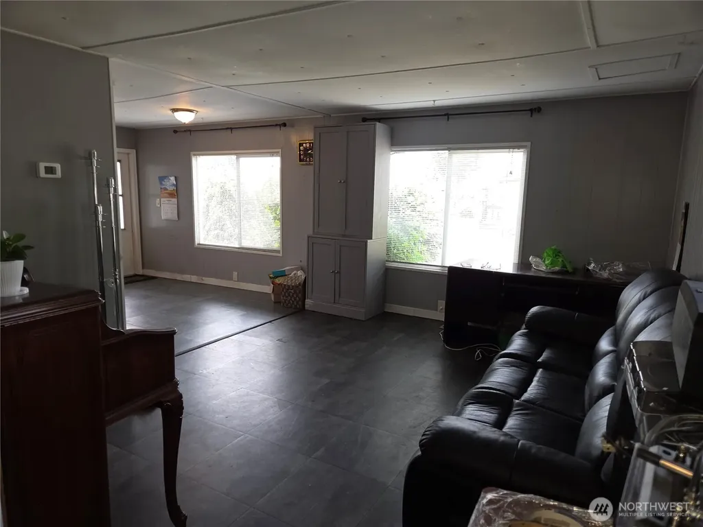 3244 66th Avenue SW Tumwater WA 98512