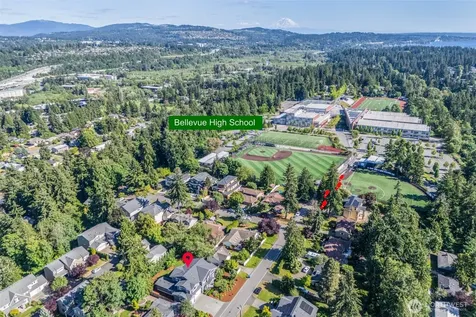 222 106th Avenue SE Bellevue WA 98004