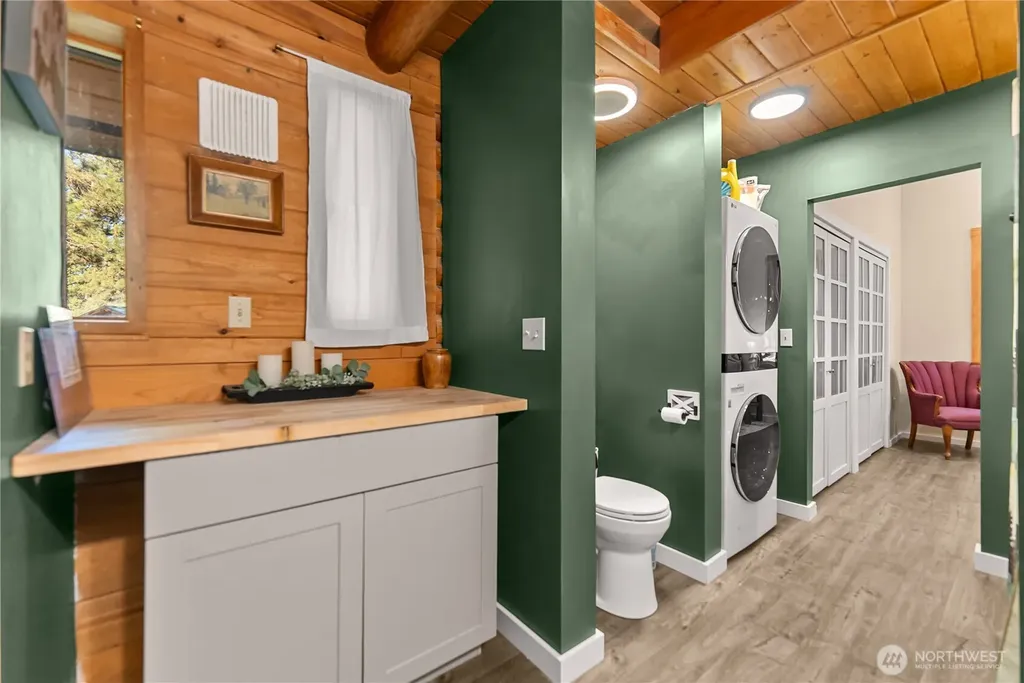 10 Sims Canyon Road Twisp WA 98856