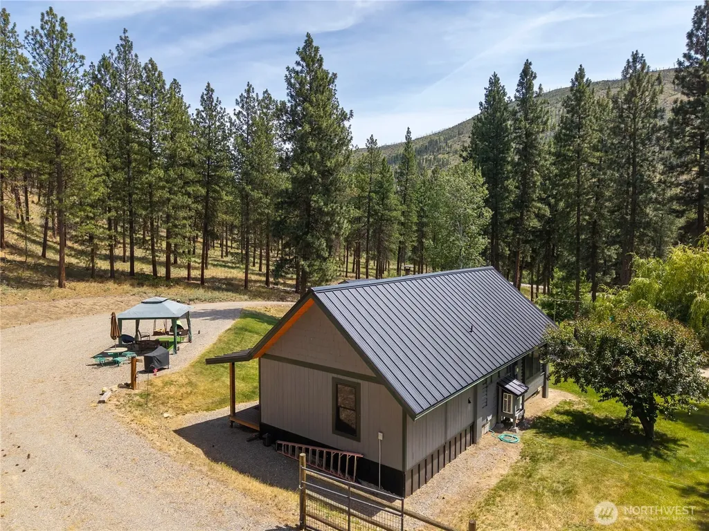 10 Sims Canyon Road Twisp WA 98856