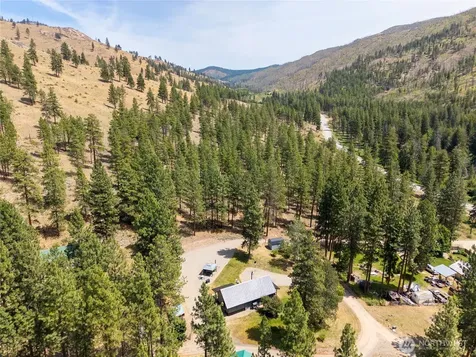 10 Sims Canyon Road Twisp WA 98856