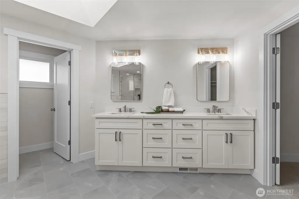 12470 NE 162nd Street Woodinville WA 98072