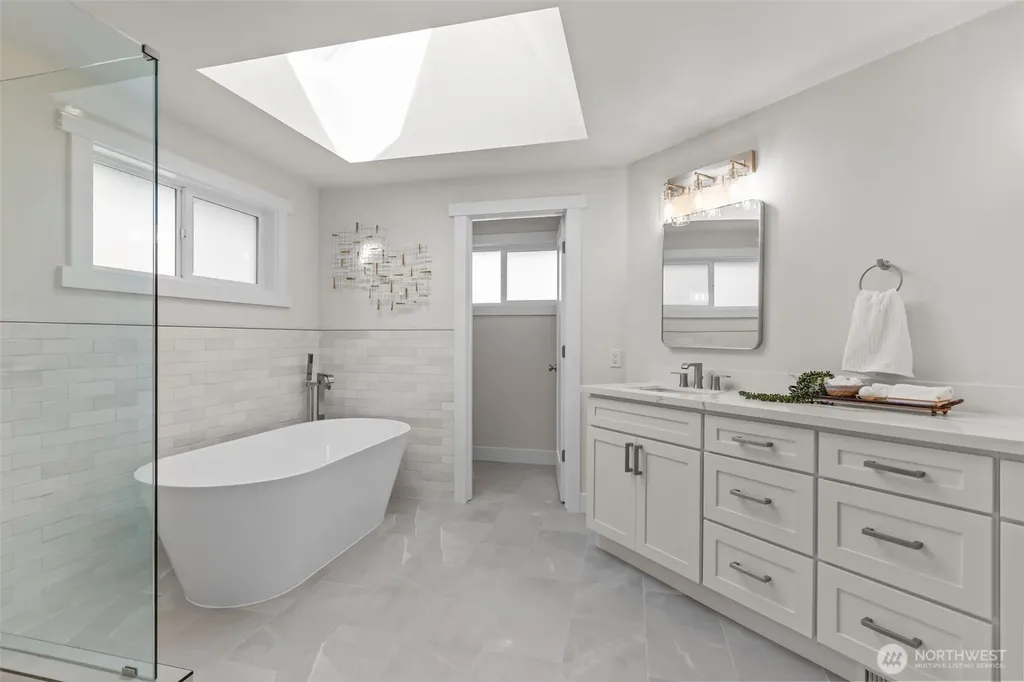 12470 NE 162nd Street Woodinville WA 98072