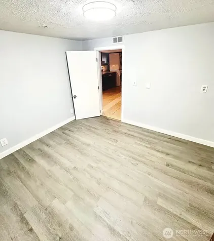 10033 Des Moines Memorial Drive S Seattle WA 98168