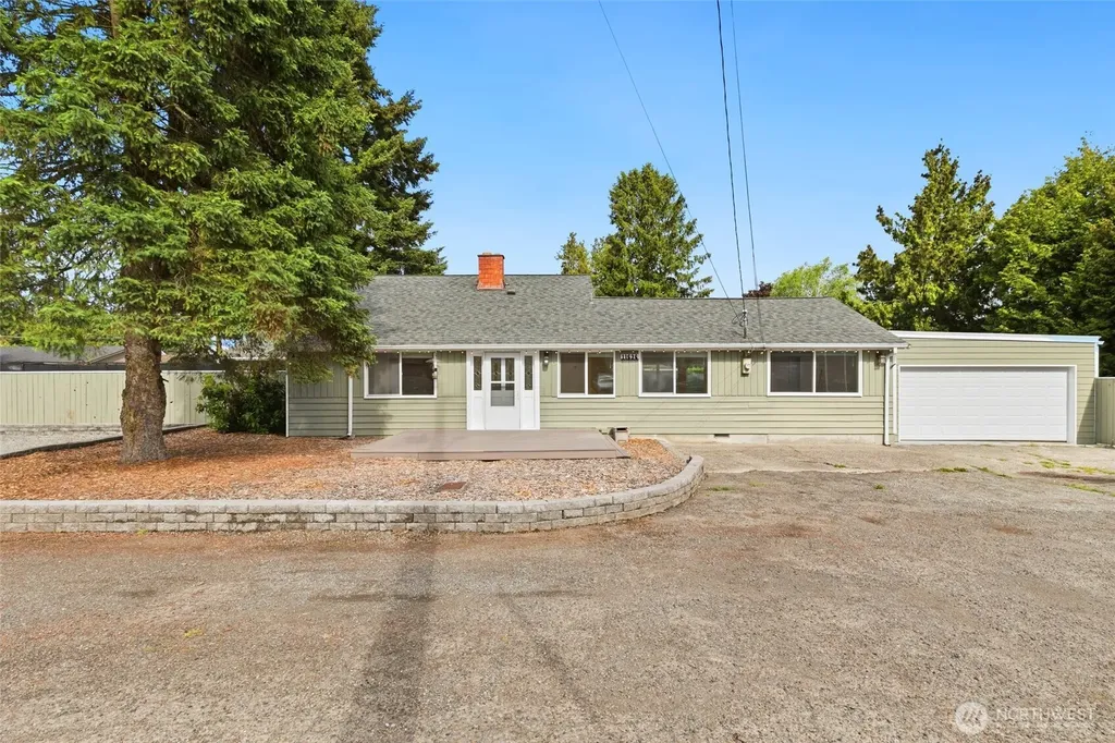 11636 13th Avenue SW Burien WA 98146