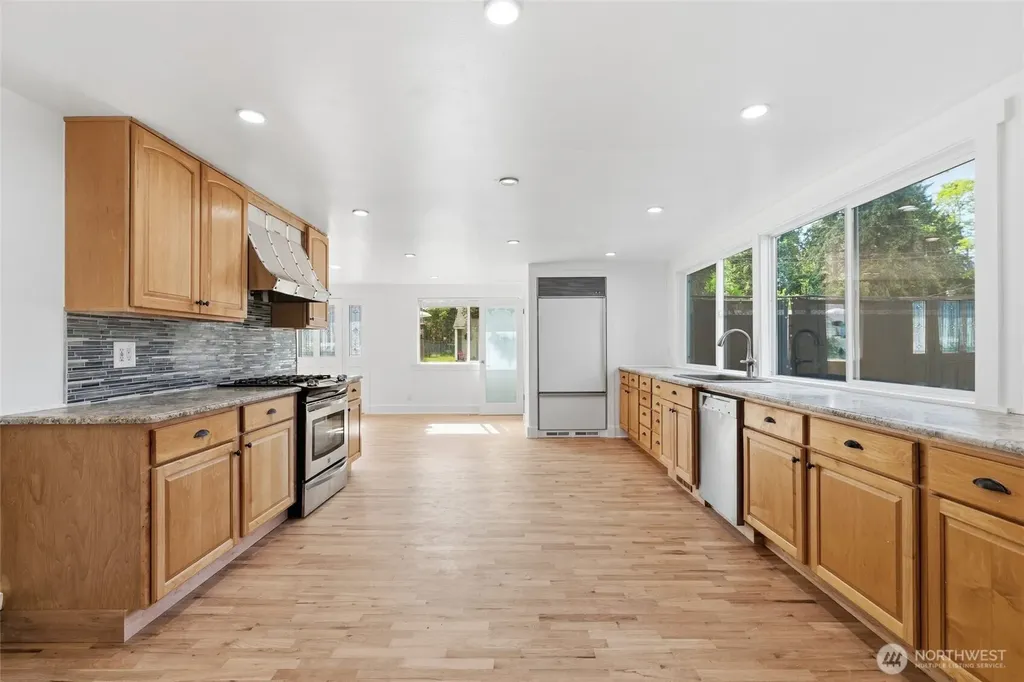11636 13th Avenue SW Burien WA 98146