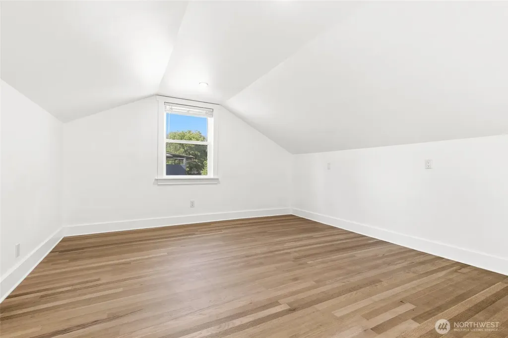 11636 13th Avenue SW Burien WA 98146