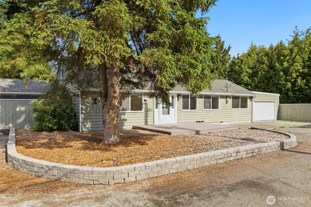 11636 13th Avenue SW Burien WA 98146