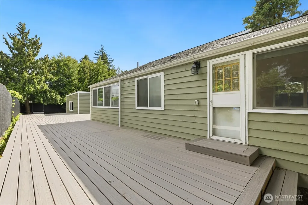 11636 13th Avenue SW Burien WA 98146