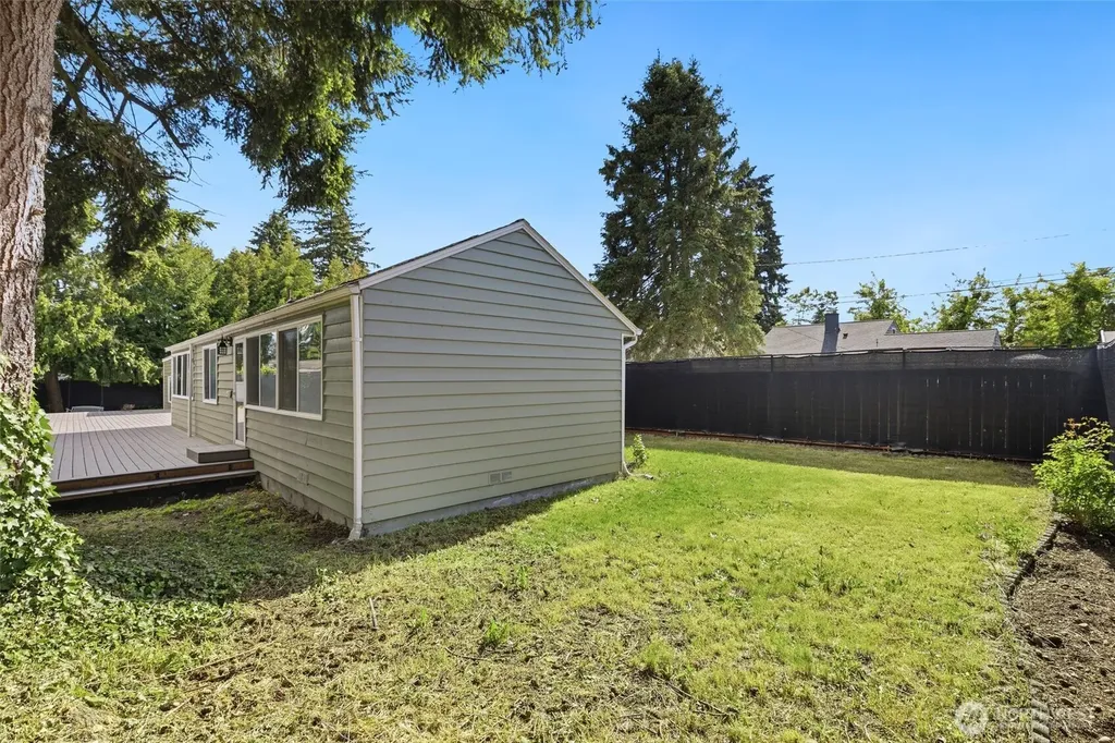 11636 13th Avenue SW Burien WA 98146
