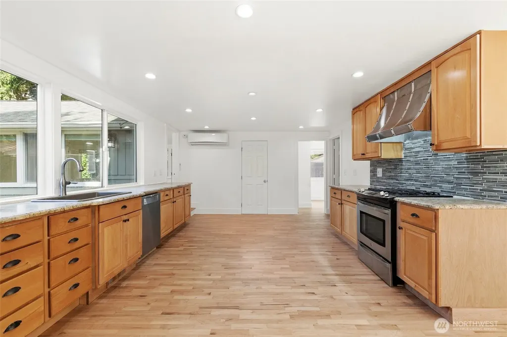 11636 13th Avenue SW Burien WA 98146