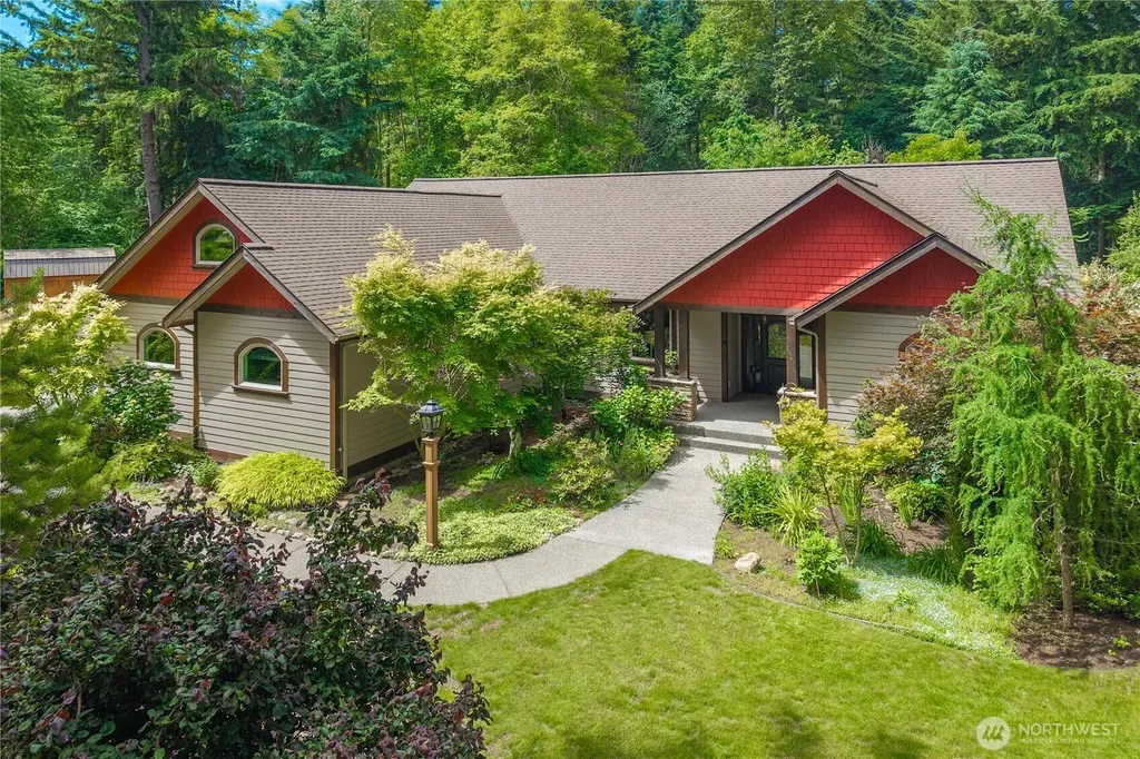 8401 Dawn Hill Drive SE Olympia WA 98513