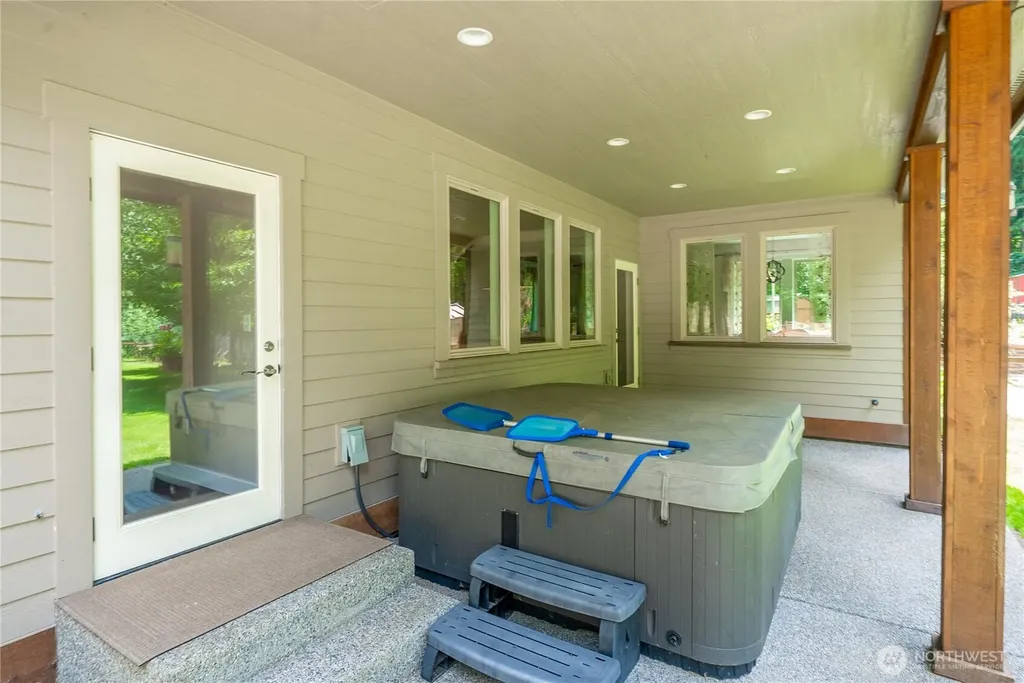 8401 Dawn Hill Drive SE Olympia WA 98513