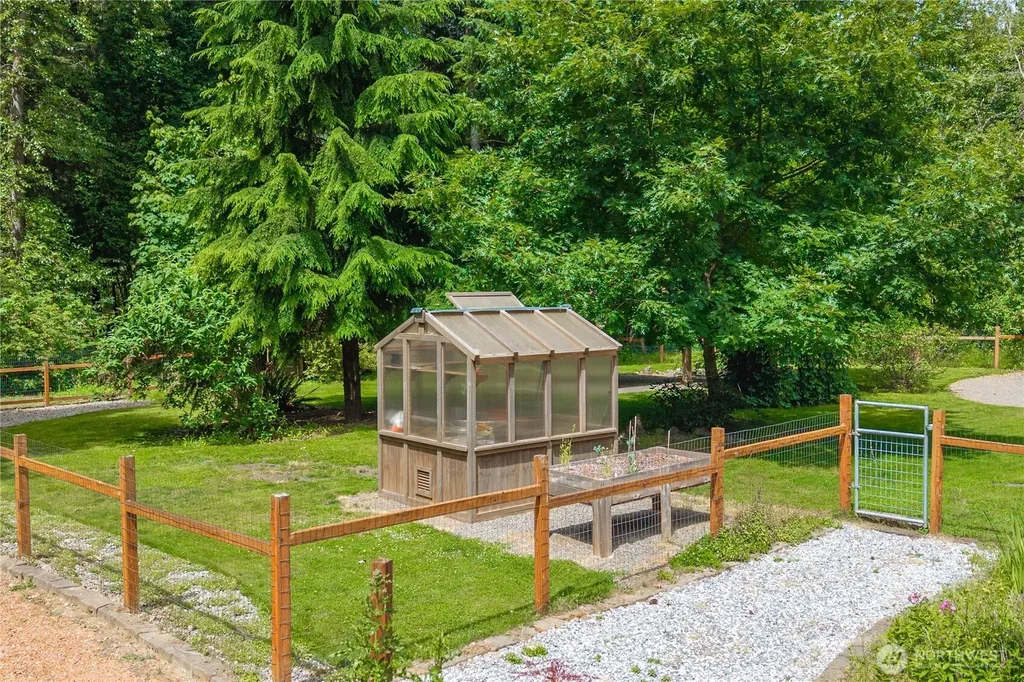 8401 Dawn Hill Drive SE Olympia WA 98513