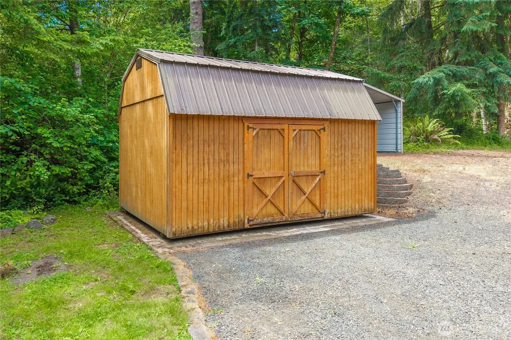8401 Dawn Hill Drive SE Olympia WA 98513