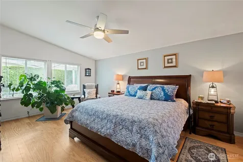27229 217th Place SE Maple Valley WA 98038