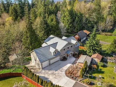 12317 176th Avenue SE Renton WA 98059