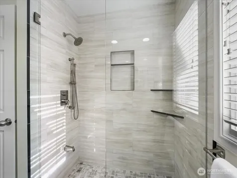 14823 164th Place NE Woodinville WA 98072
