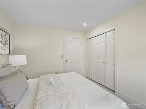 14823 164th Place NE Woodinville WA 98072