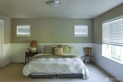 20709 1st Avenue W Lynnwood WA 98036