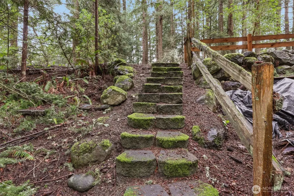 22231 Bluewater Court SE Yelm WA 98597