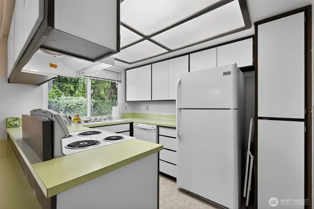 862 136th Street Ct E Tacoma WA 98445