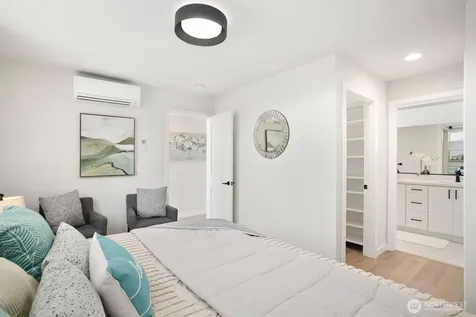 1523 17th Avenue S Seattle WA 98144