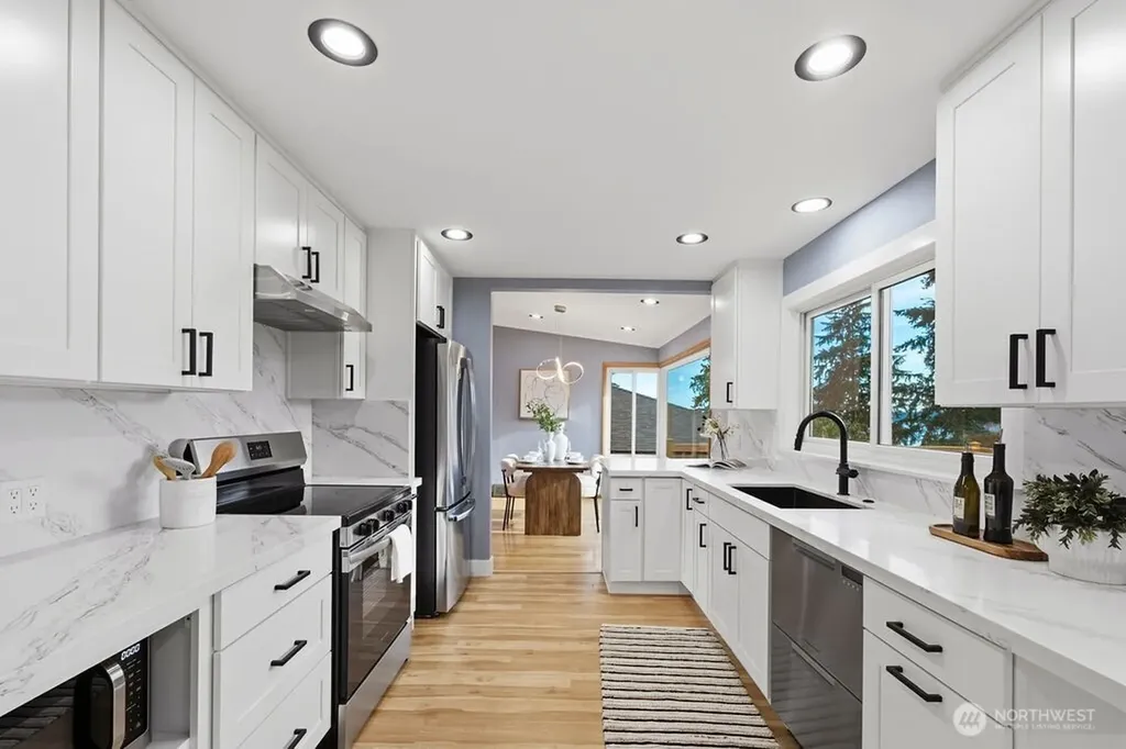 10851 Marine View Drive Seattle WA 98146