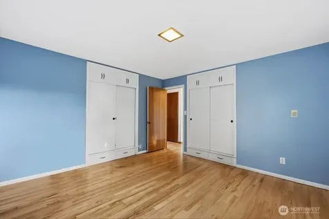 10851 Marine View Drive Seattle WA 98146