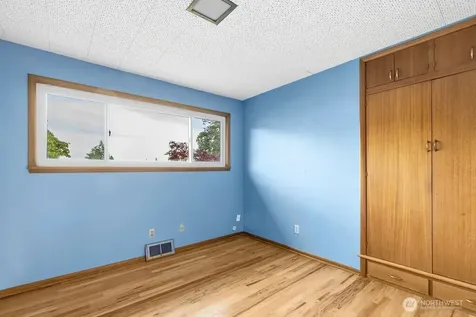 10851 Marine View Drive Seattle WA 98146