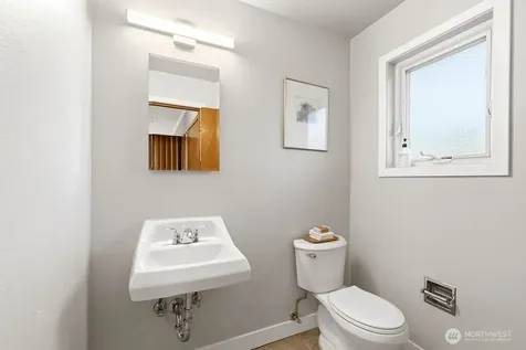 10851 Marine View Drive Seattle WA 98146