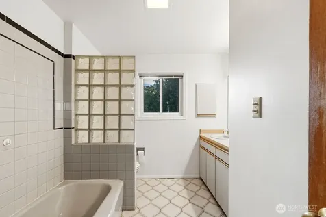 10851 Marine View Drive Seattle WA 98146