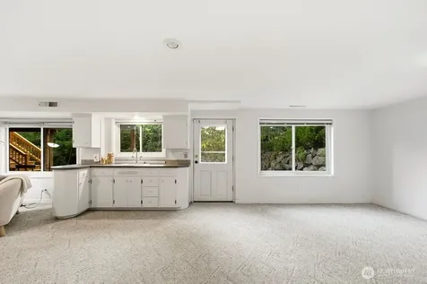 10851 Marine View Drive Seattle WA 98146