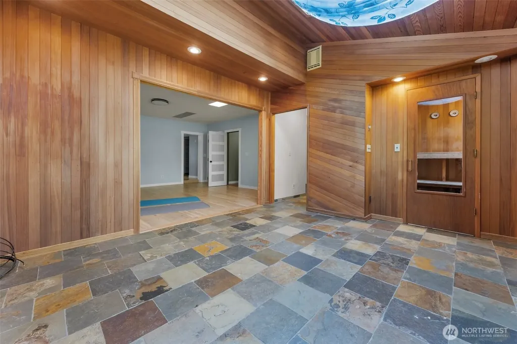 8941 170th Court NE Redmond WA 98052