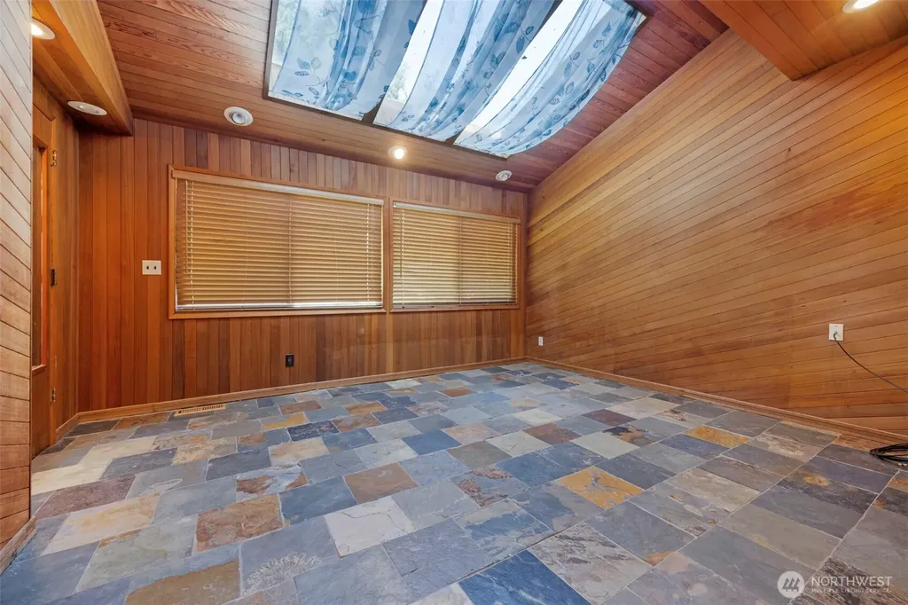 8941 170th Court NE Redmond WA 98052