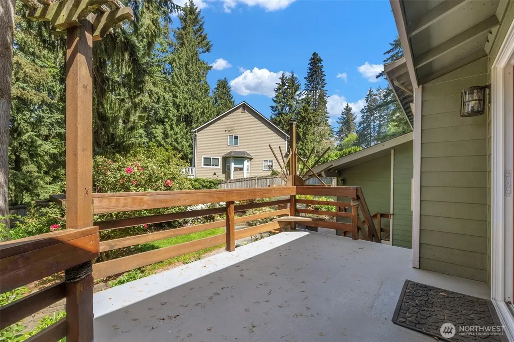 8941 170th Court NE Redmond WA 98052