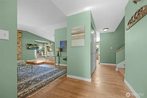 8941 170th Court NE Redmond WA 98052