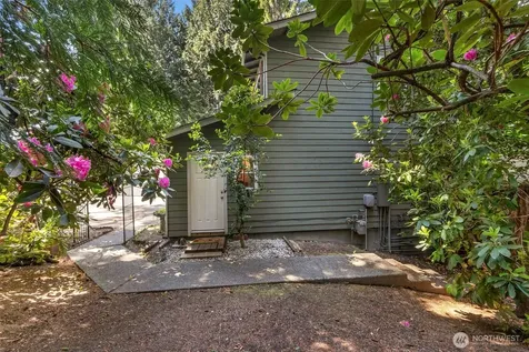 8941 170th Court NE Redmond WA 98052