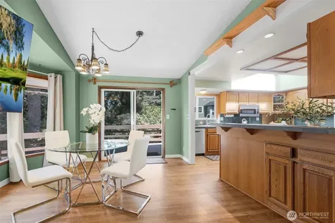 8941 170th Court NE Redmond WA 98052